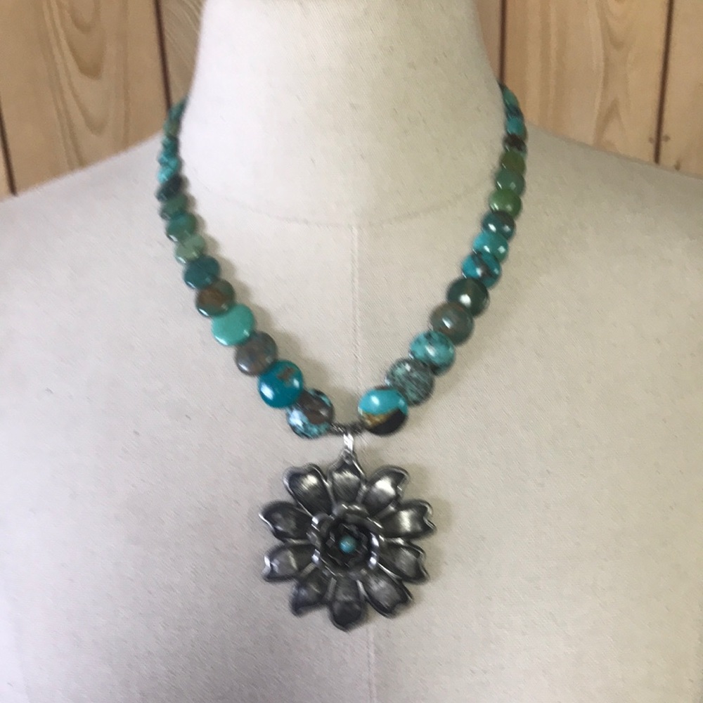 NWT turquoise flat bead flower floral daisy western nfr cowgirl choker necklace